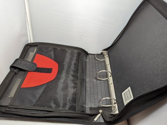 Vintage Mead Five Star Black Red 3 Ring Trapper Keeper Zip Binder Folder School - Picture 5 of 9